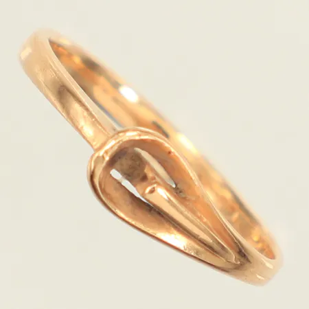 Ring, saknar sten, stl 16¼, bredd 2,1-4,8mm, 14K Vikt: 1,4 g