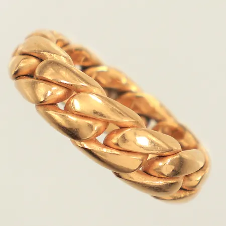 Ring Pansar, stl 20½, bredd 7,4mm, Hellströmer, Jan år 1997, 18K  Vikt: 16,8 g
