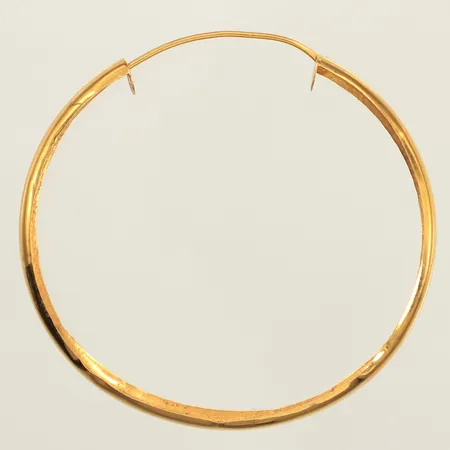 Ett udda örhänge, defekt, Ø47,7mm, 21K  Vikt: 2 g