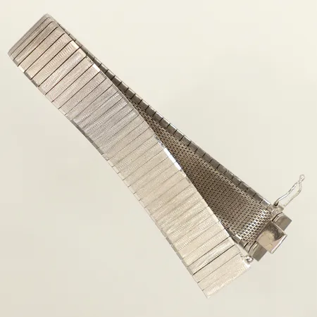 Armband, längd 19,5cm, bredd 15,1mm, 925/1000 silver  Vikt: 29,9 g