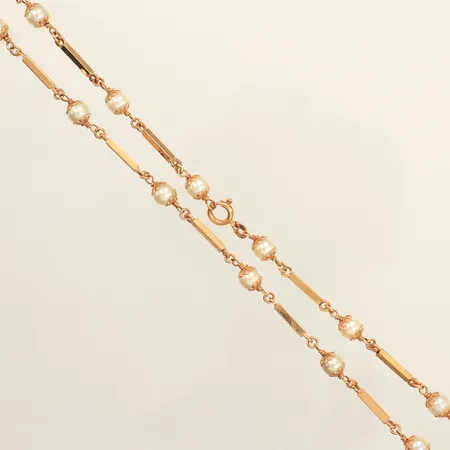 Collier, pärlor Ø5,8mm, längd 60cm, bredd 1,9mm, 18K Vikt: 18,9 g