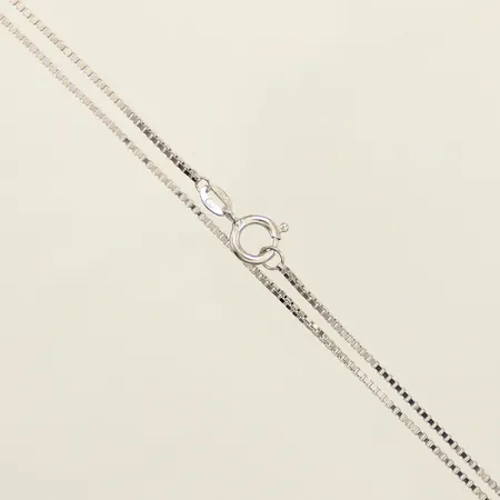 Kedja Venezia, längd 38cm, bredd 0,9mm, vitguld, 18K Vikt: 2,9 g