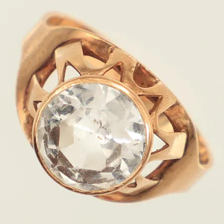Ring, vit sten, stl 19, bredd 12,6mm, finska stämplar, 14K  Vikt: 3,4 g
