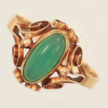 Ring, grön sten, stl 18, bredd 13mm, 14K  Vikt: 2,2 g