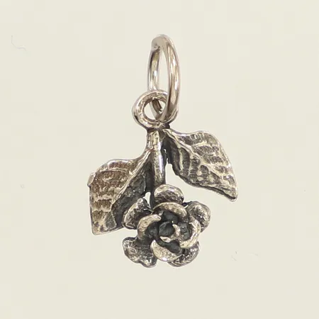 Hänge, ros, längd 15mm inkl ögla, bredd 10mm, silver Vikt: 0,6 g