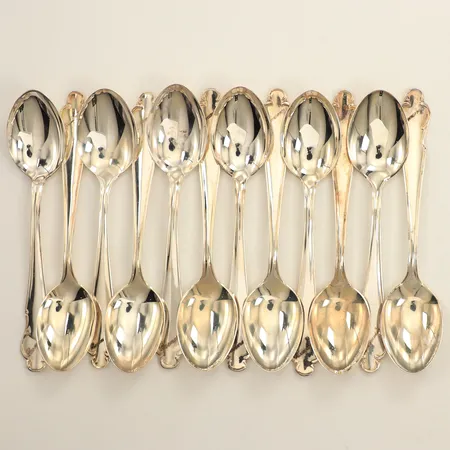 Tolv kaffeskedar, längd 12cm, modell Disa, gravyr, silver Vikt: 166 g