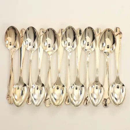 Tolv mockaskedar, längd 10cm, modell Disa, gravyr, silver Vikt: 121,2 g