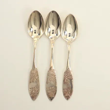 Tre kaffeskedar, längd 12cm, modell Tornedal, silver Vikt: 41,9 g