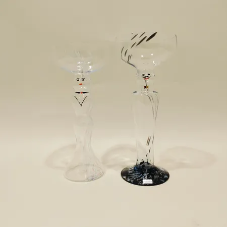 Ett par vattenljusstakar, Greven, Grevinnan, Lars Sestervik Lindshammar, längd 27-29cm, etikettmärkt 