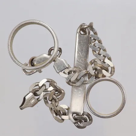 Diverse silver, defekt, slitet, silver 925-935/1000 Vikt: 26,7 g
