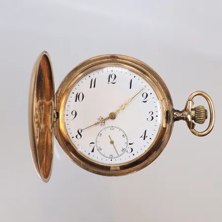 Fickur 14K Ø52mm, savonett boett nr 220758, defekt krona (lös), med monogram, guld i boetten, inre boett i metall, små sprickor i emaljen, bruttovikt 87,7g 