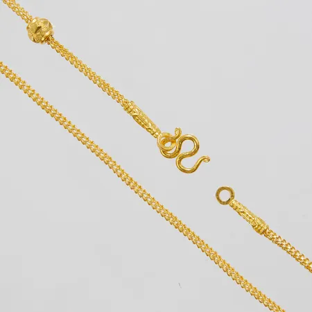 Collier, längd ca 43,5cm, bredd 2-5,5mm, thaiguld, ojämnheter, 23K Vikt: 7,6 g