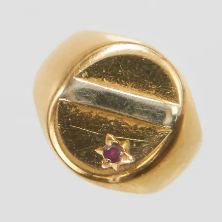 Klackring, syntetisk rubin, tvåfärgad, stl 14½, bredd 3,5-14mm, Unoaerre, repig, 18K Vikt: 7,4 g