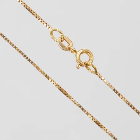 Kedja Venezia, längd ca 41,5cm, bredd 0,8mm, GHA, 18K Vikt: 2,6 g