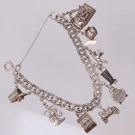Armband Bismarck med 9 berlocker, ca 19,5cm, bredd: 8,5mm, säkerhetskedja, 830/1000 silver Vikt: 45,2 g