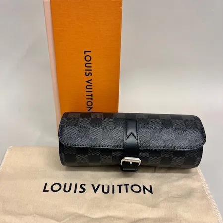  Watchcase 3, Louis Vuitton, graphite canvas, Damier ebene, längd 20cm, bredd 8cm, foder i microfiber, dustbag, kartong, inga övriga tillbehör
