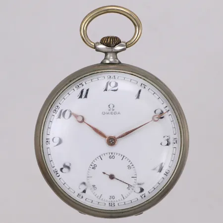 Fickur Omega, stål, Ø48mm, manuell, liten sekundvisare, boettnr 9996427, repigt plastglas, bucklor, stål