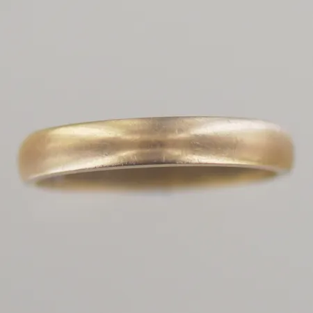 Ring, Ø 18 ½ mm, 18K, graverad Vikt: 3,7 g
