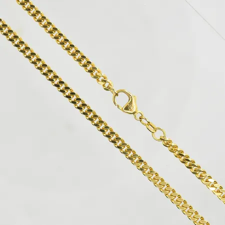 Kedja Pansar, längd 46½ cm, bredd 4 mm, mindre bucklor på lås, 18K. Vikt: 29,4 g