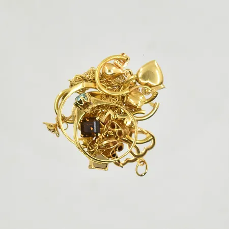 Diverse defekt guld med stenar, 18K. Vikt: 11,1 g
