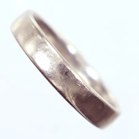 Ring vitguld, Ø18, gravyr, 18K  Vikt: 4,9 g