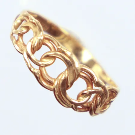 Ring, Bismarck, Ø16¼, 18k  Vikt: 1,6 g
