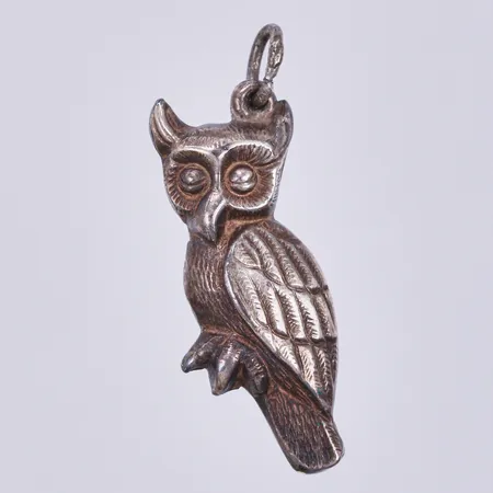 Hänge längd ca 26mm, silver Vikt: 1,4 g