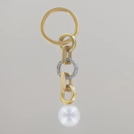 Hänge med diamanter och en saltvattenpärla 8mm, L 4cm B 8-14mm,  18k Vikt: 3,7 g