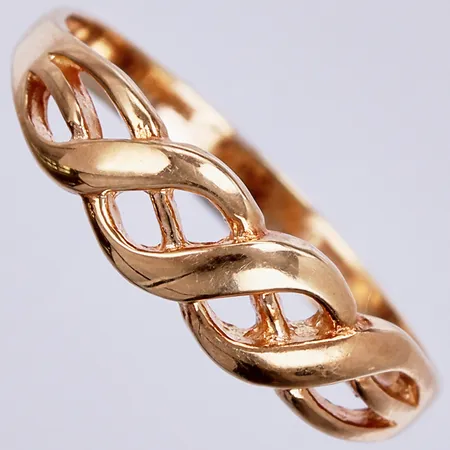 Ring stl: 17, bredd ca 2-4mm, SGP 18K Vikt: 2 g