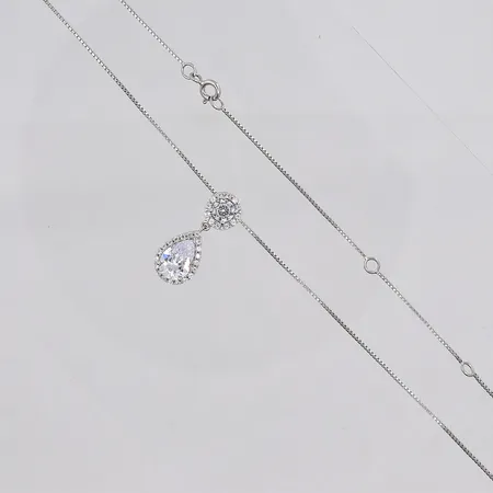Kedja Venezia 50cm, hänge med vita stenar, stl 25x10mm, GHA, 925/1000 silver Vikt: 4,9 g
