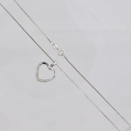 Kedja Venezia 45cm, hänge hjärta, vita stenar, stl 23x17mm, 925/1000 silver  Vikt: 4,4 g