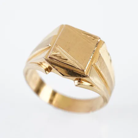 Ring, stl 21½(67), bredd 15mm, 21k Vikt: 13,7 g