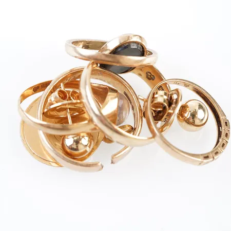 Diverse guld, 18k Vikt: 21,4 g