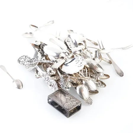 Diverse silver,  Vikt: 1202 g