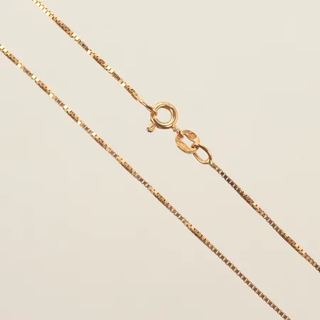 Halskedja Venezia, längd 42cm, bredd 1mm, 18K  Vikt: 2,8 g