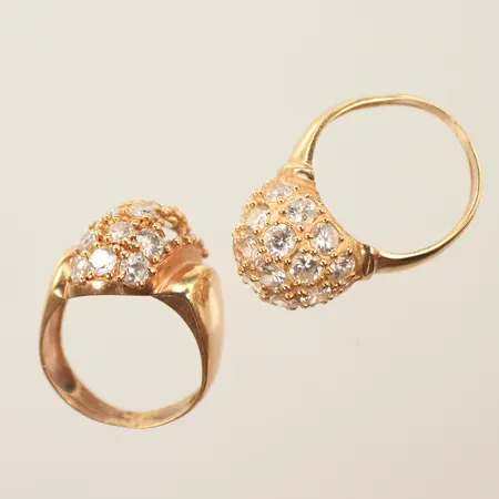 2 Ringar med vita stenar (defekta, skeva, stenar saknas) 14K, 9,3g 
