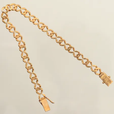 Armband Pansar, längd 20,5cm, bredd 6,3mm, slitna länkdelar, 18K  Vikt: 14,1 g