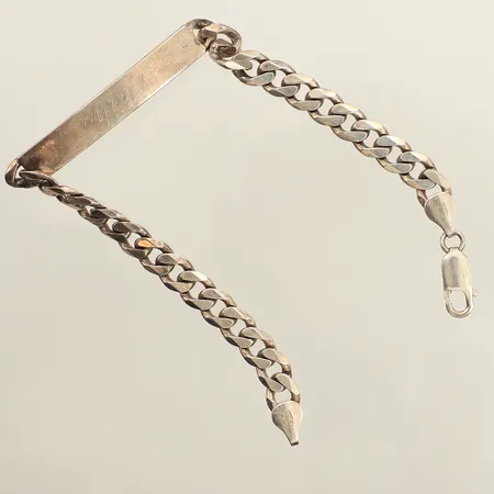 Armband Pansar med gravyrbricka, längd 20cm, bredd ca 6,5mm, gravyr, 925/1000 silver  Vikt: 17,2 g