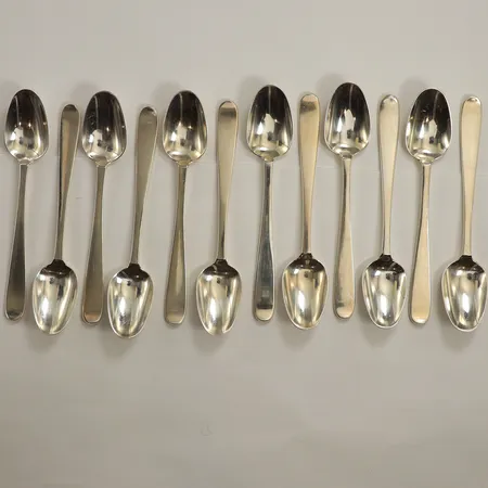 Tolv kaffeskedar, Theresia Hvorslev Mema, längd ca 12cm, 830/1000 silver Vikt: 202,9 g