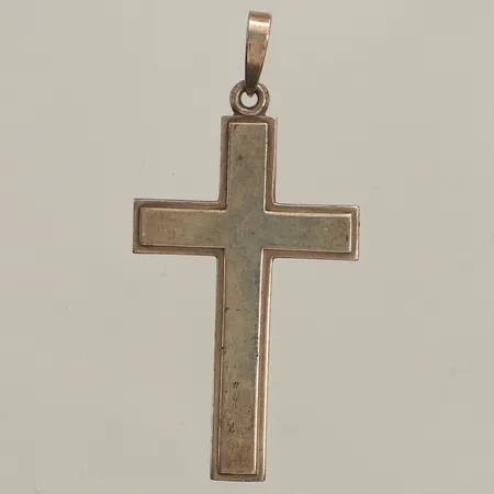Hänge kors, längd inkl ögla ca 40, bredd ca 5-19mm, 835/1000 silver Vikt: 2,3 g