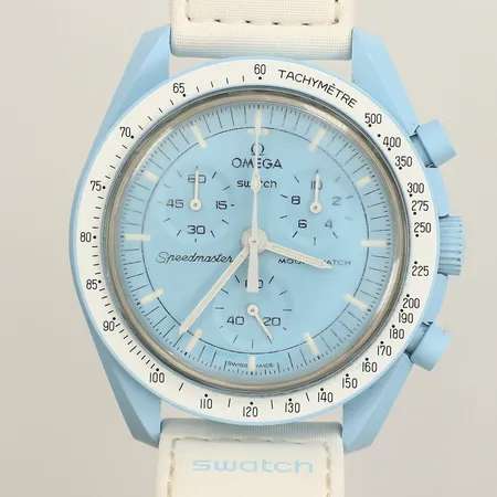 Armbandsur, Swatch/Omega MoonSwatch, Mission to Uranus, Bioceramic, quartz, Øca 42mm, kronograf, Velcro-band, repigt plexiglas, inga tillbehör. 