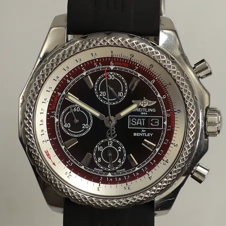 Herrur Breitling Bentley GT II, Ø 45mm, datum, automatisk, stål, kronograf, ref: A13365, snr: 2425604, safirglas, mindre repor på boett, gummiband, viklås, manual, digitalt certifikat, skadade pixlar, extra läder länk, box, skadad ytterkartong. 