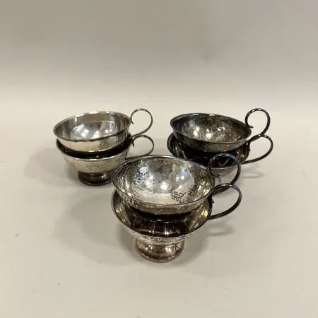 6 Punschbägare, höjd 35-40mm, graverade, blandade modeller, bucklor, silver,   Vikt: 183,2 g