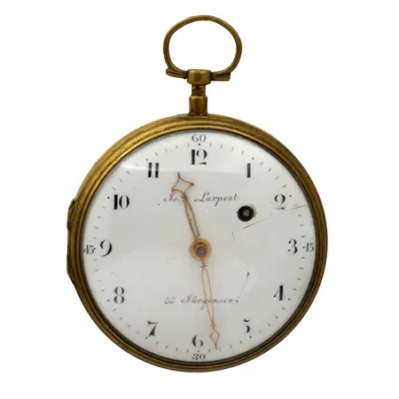Fickur Larpent & Jürgensen, Kiobenhavn (Köpenhamn), gulmetall, Ø57 mm,  cylindergång, cirka 1800, sprucket glas