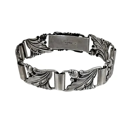 Vintage Armband 1950-tal "Blomdekor", silver, längd 19,5 cm, bredd 17 mm, Asa-Silver (H Olsson) Falkenberg 1950, vacker patina, fint skick  Vikt: 23 g
