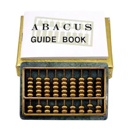 Räknare "ABACUS", mässing, bottenplatta i grön sten, mått 9x6 cm, bruksanvisning/häfte medföljer, gåva från Sparbanken, inplastad, originalbox, mycket fint skick, vikt omkring 270 gram Skickas med paket.