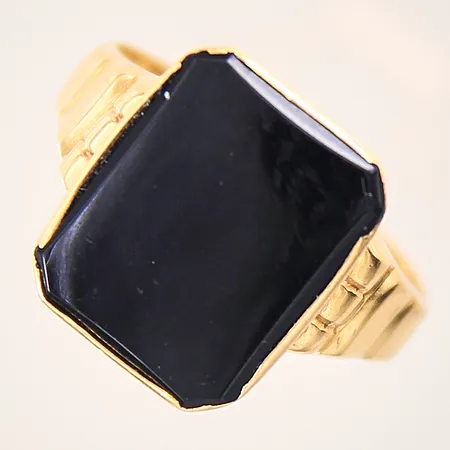 Ring med svart sten, stl: 17¼, bredd: 3,2-14mm, 18K Vikt: 3,5 g