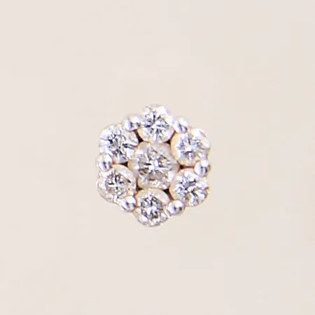 Udda örhänge med diamanter 6xca0,03ct samt 1xca0,05ct, vitguld, saknar stopp, 18K  Vikt: 0,6 g