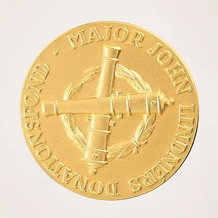 Medalj, Major John Lindners Donationsfond, gravyr, etui med slitage, 18K Vikt: 20,7 g