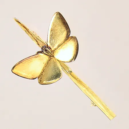 Brosch, fjäril, 51x26mm, bucklig, 18K Vikt: 4,2 g